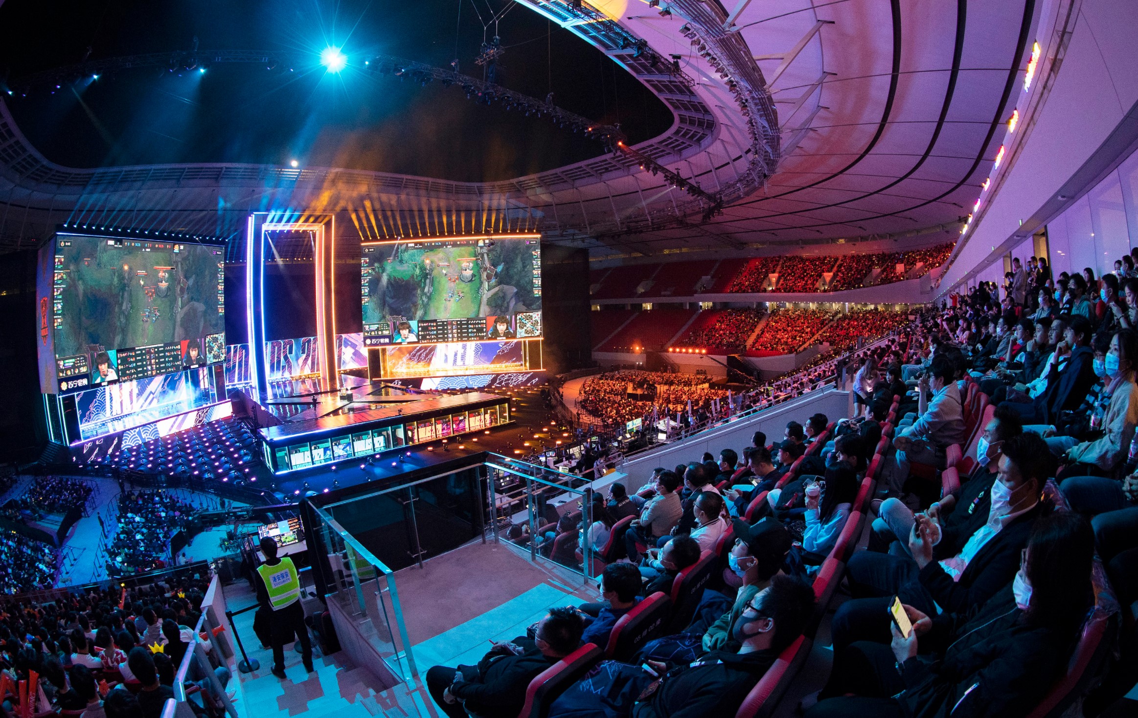 Behind League of Legends, E-Sports's Main Attraction - The New